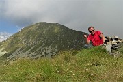 63 Dal Monte Arete (2227 m) vista sul Monte Valegino (2415 m)